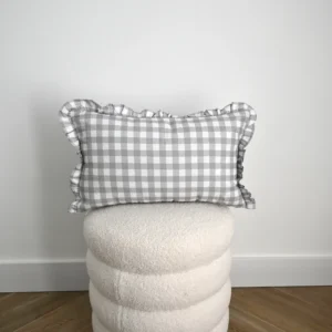 Funda Cojín Vichy Volante gris 30x50 CM